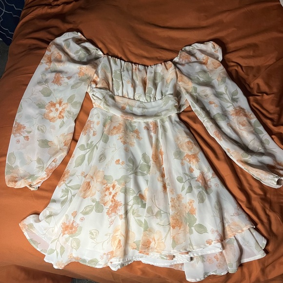 Lovely Day Floral Dress - Picture 1 of 2